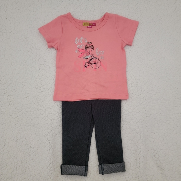 Baby girl matching set. - Picture 2 of 12